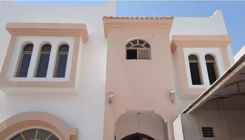 住宅 就绪物业 2 间卧室 U/F 公寓  出租 在 萨德 , 多哈 #15934 - 1  image 